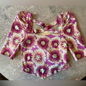 Free People-Give me more floral, puff sleeve, criss cross top Size Small